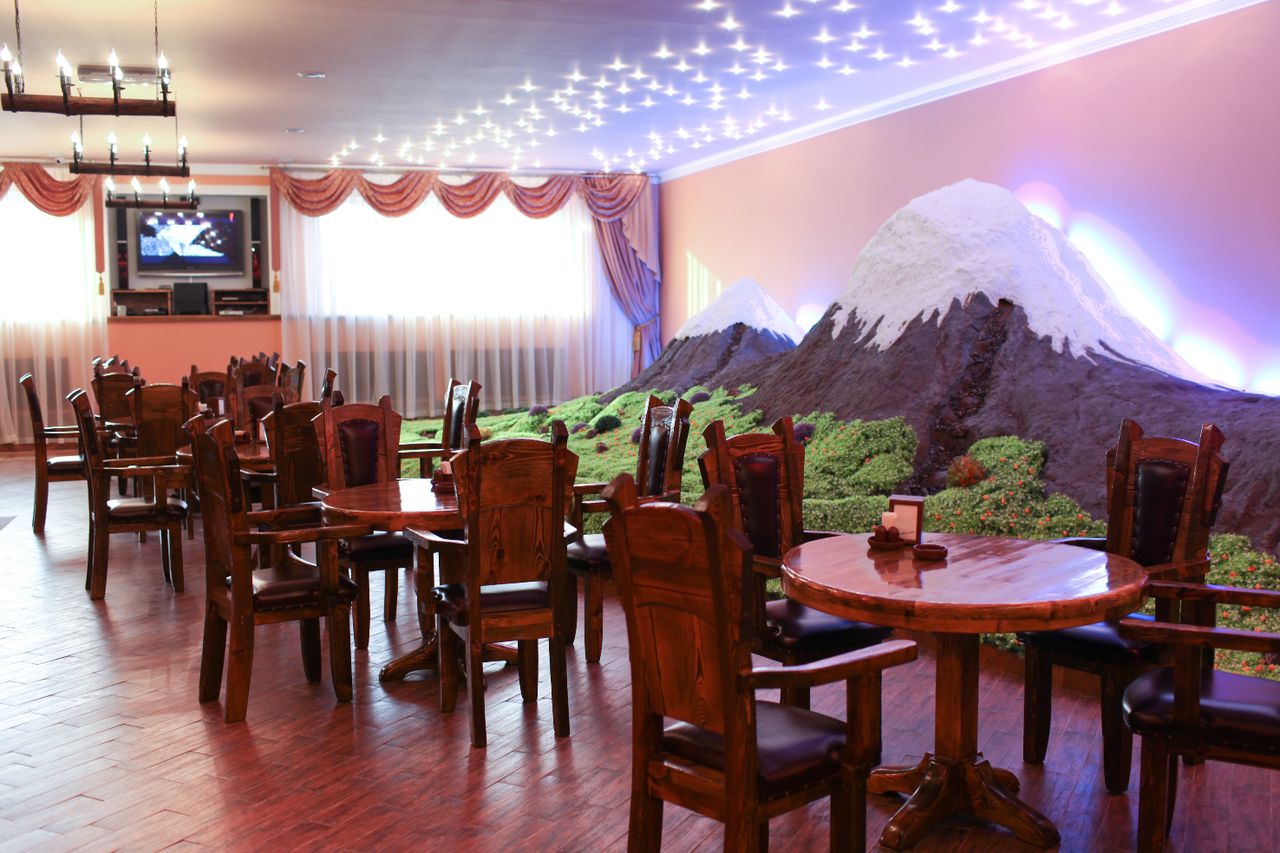 снимок помещения Рестораны Саят-Нова на 3 мест Краснодара