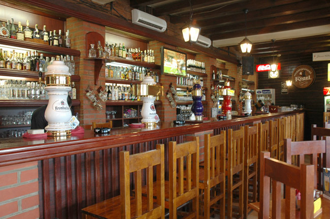 снимок зала для мероприятия Пивные рестораны Три кабана  Краснодара
